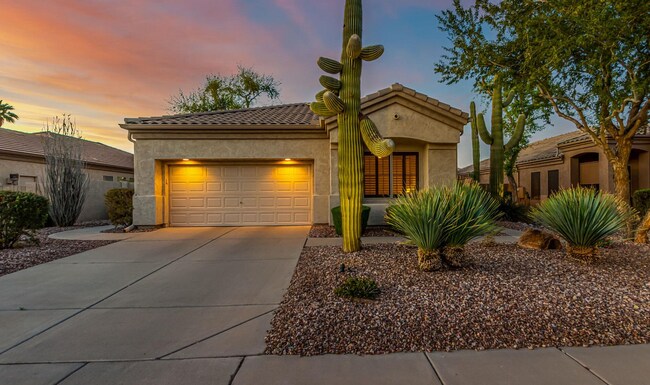 Foto del edificio - 892 W Raven Dr