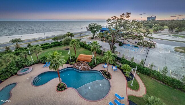 Building Photo - 2668 Beach Blvd. #503