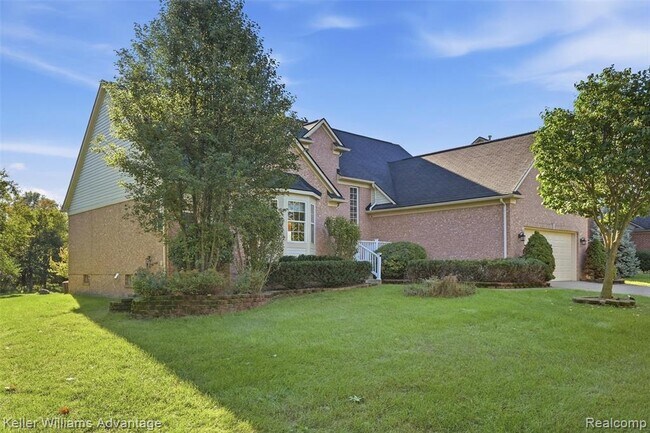 Building Photo - 1625 Emerald Pines Dr