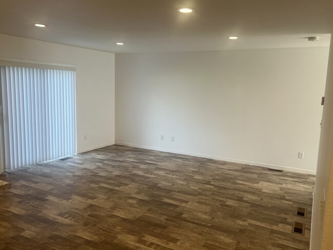 Foto del edificio - 5912 36th St S