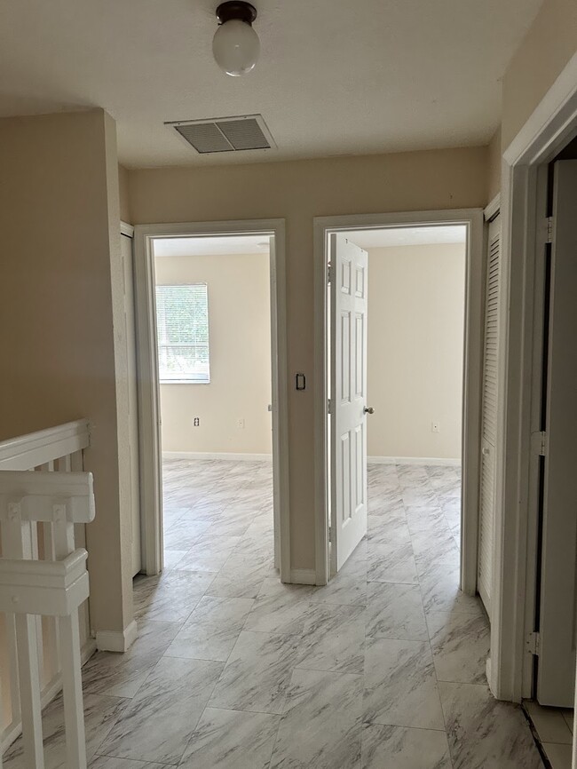 Foto del edificio - 1527 SE 24th Ct