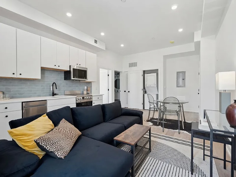 Foto principal - 3038 Richmond St
