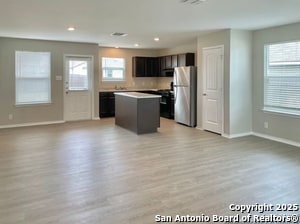 Foto del edificio - 6423 Legato Curv