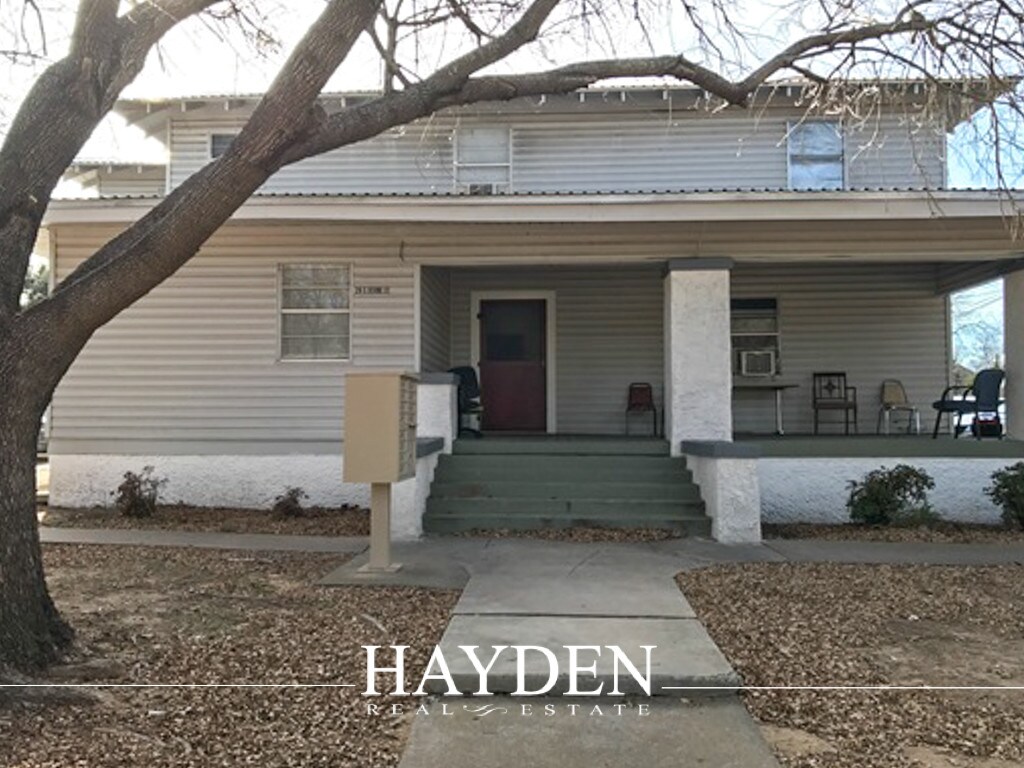 216 S Devine Ave Unit 1, Stephenville, TX 76401 Apartment for Rent in