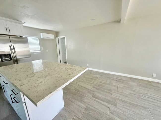 Building Photo - 15649 Pinto Way