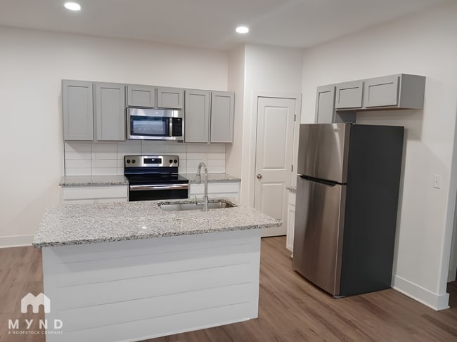 Building Photo - 5788 E Bristol Cir