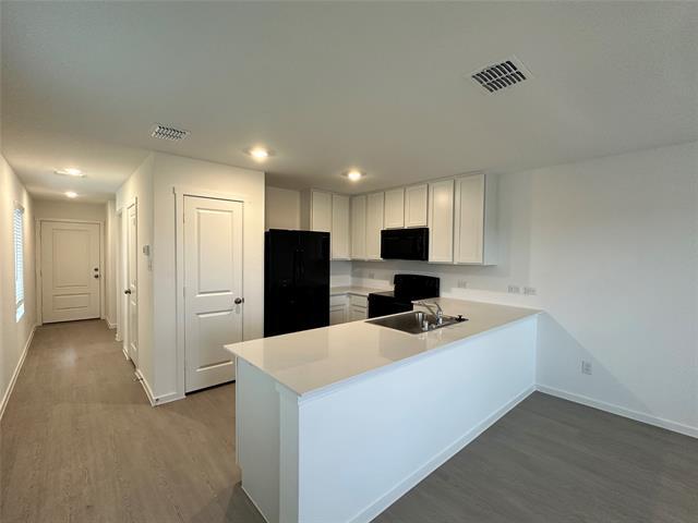 Foto del edificio - 925 Sandhill Crane Ln