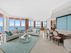 Building Photo - 2110 N Ocean Blvd
