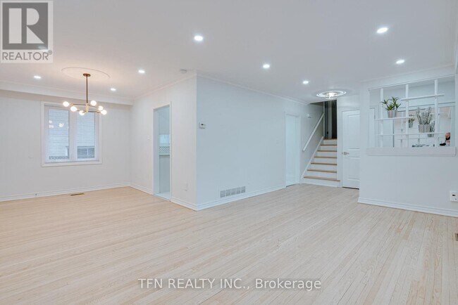 Building Photo - 25 Karen Rd