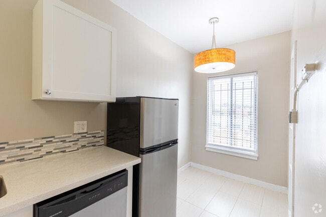 Área de comedor - Seven Lions Apartments