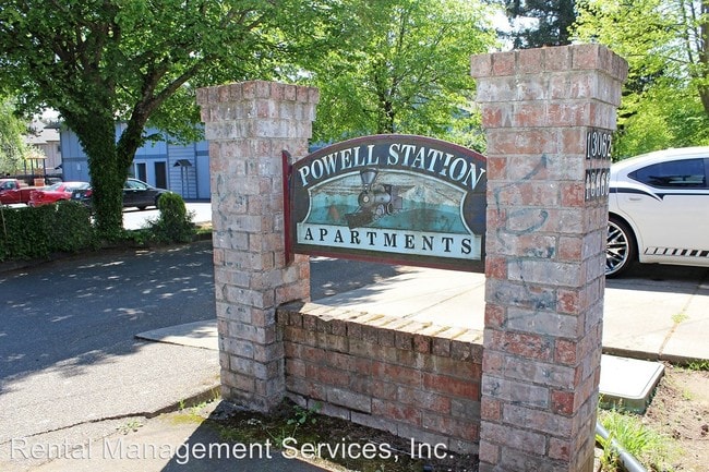 Building Photo - 13062-13066 SE Powell Blvd