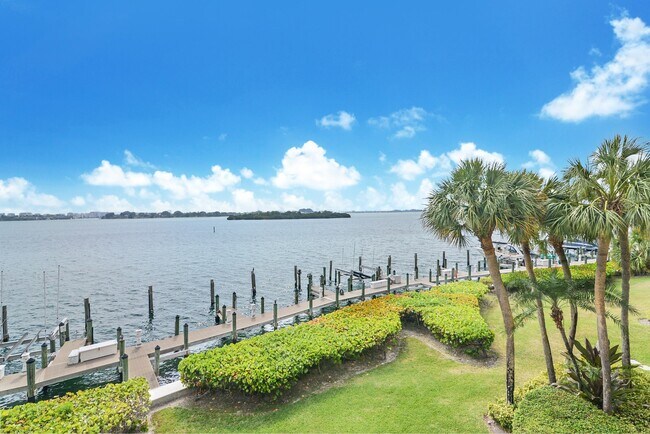 Building Photo - 12000 N Bayshore Dr