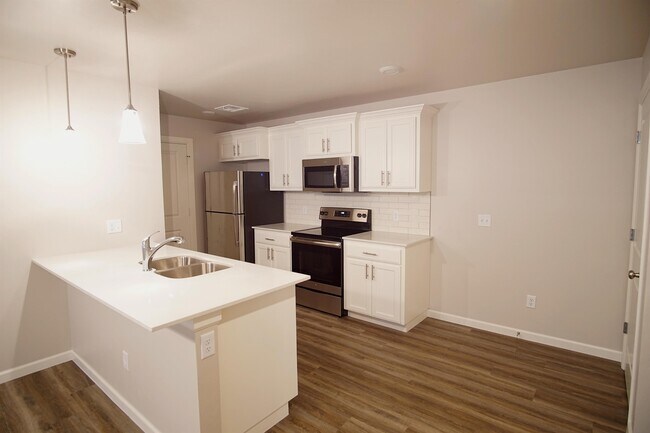 Building Photo - 12011 Rhya Ln