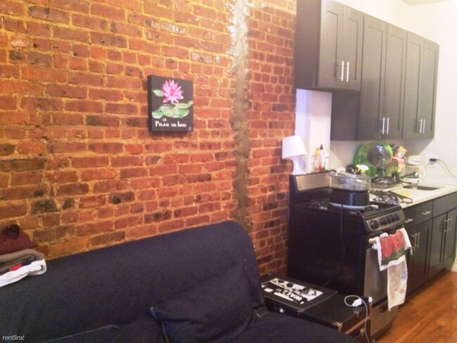 Foto del edificio - 357 Linden St