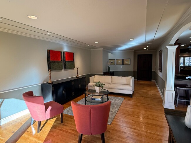 Foto del edificio - Furnished Executive Willow Glen Home