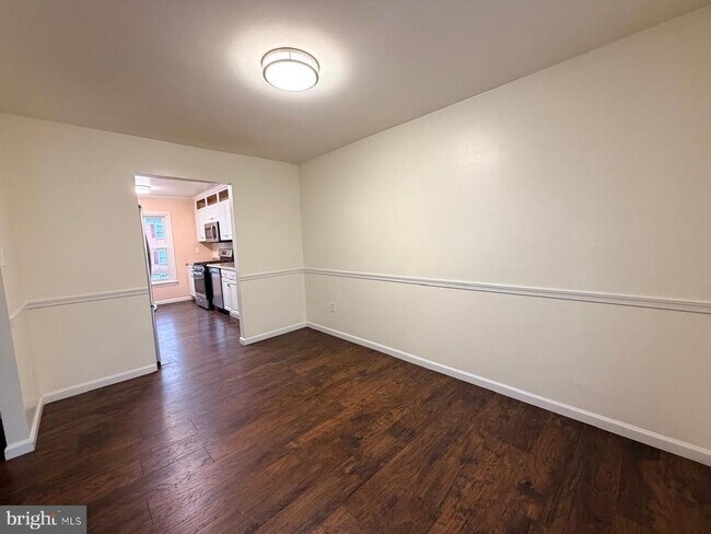 Foto del edificio - 9504 Covington Pl