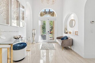 Building Photo - 6313 Paradise Cove