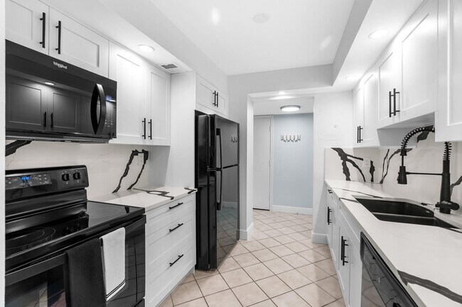 Foto del edificio - 950 Ponce De Leon Rd