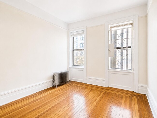 Foto del edificio - 182 Claremont Ave