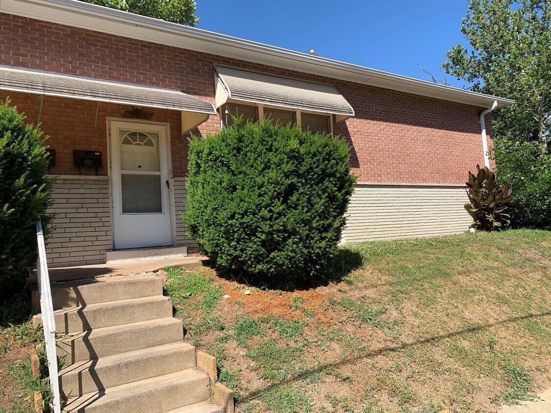 205 Dover St Unit 205 Dover, Saint Louis, MO 63111 Apartments in