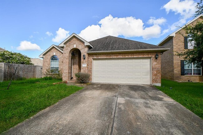 Building Photo - 13722 Clear Trail Ln