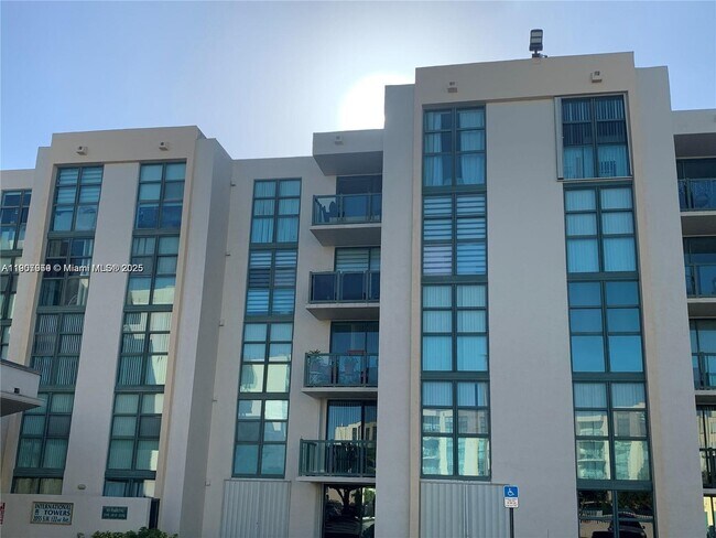 Foto del edificio - 2055 SW 122nd Ave