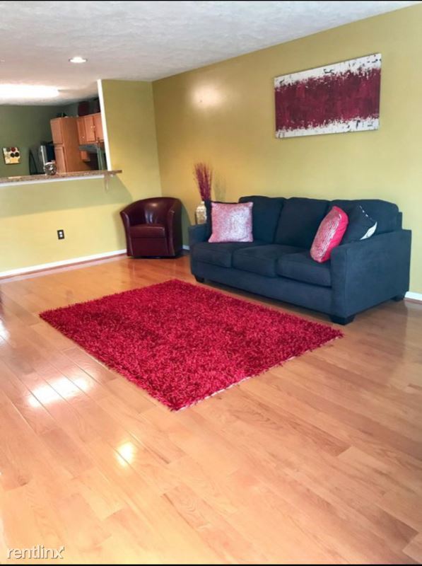 Building Photo - 3 br, 3 bath Townhome - 45537 Knockeyon Ln