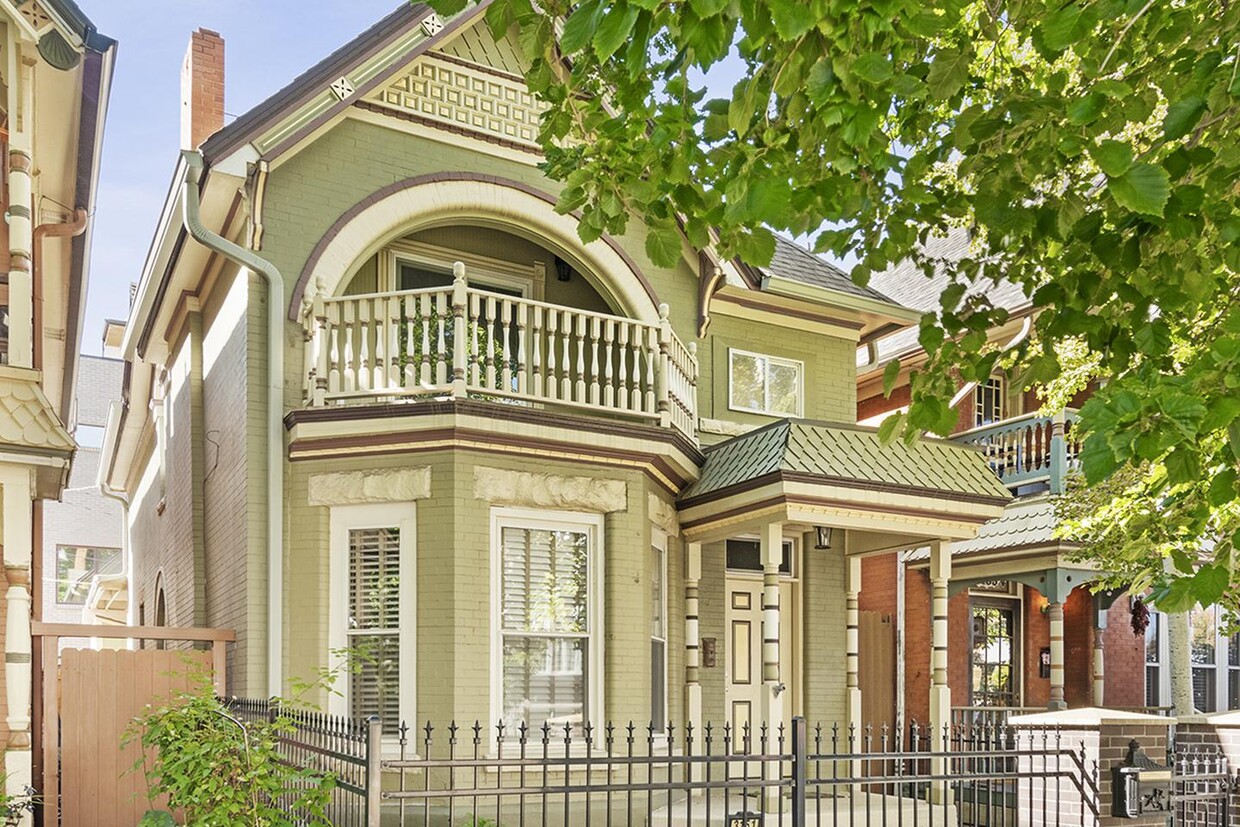 Foto principal - Classic Highland Victorian home by LoHi di...