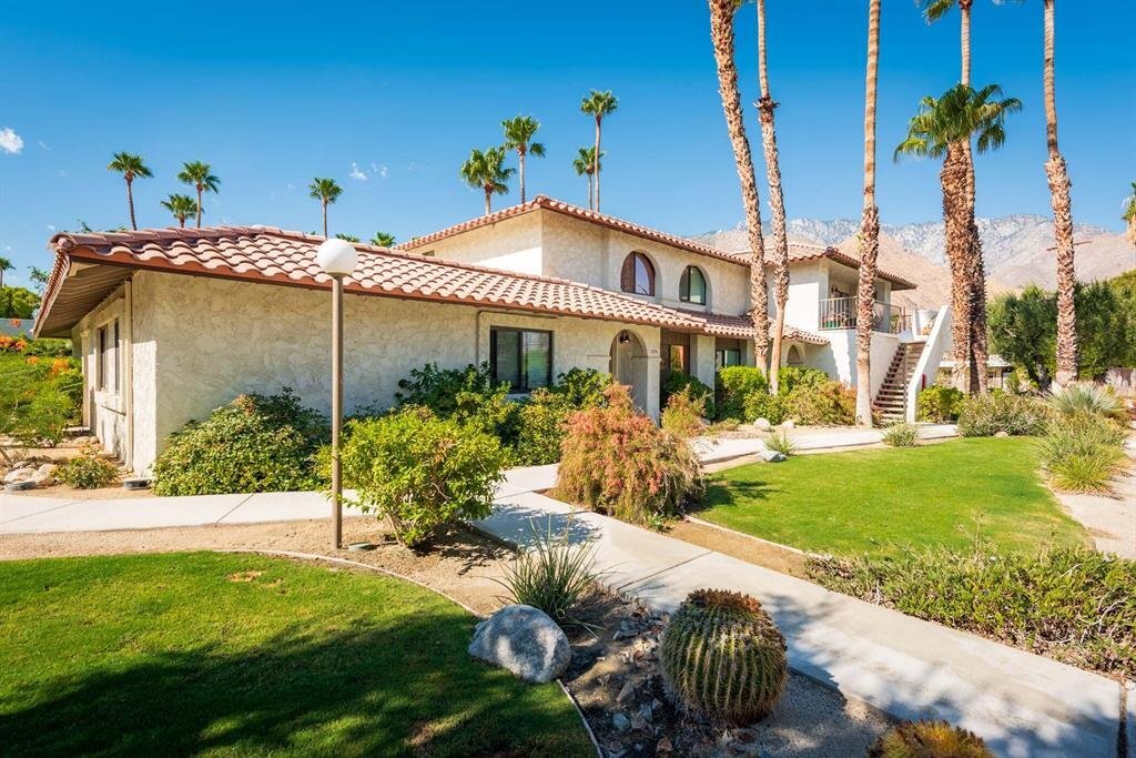 Foto principal - 2074 North Mira Vista Way, Palm Springs, C...