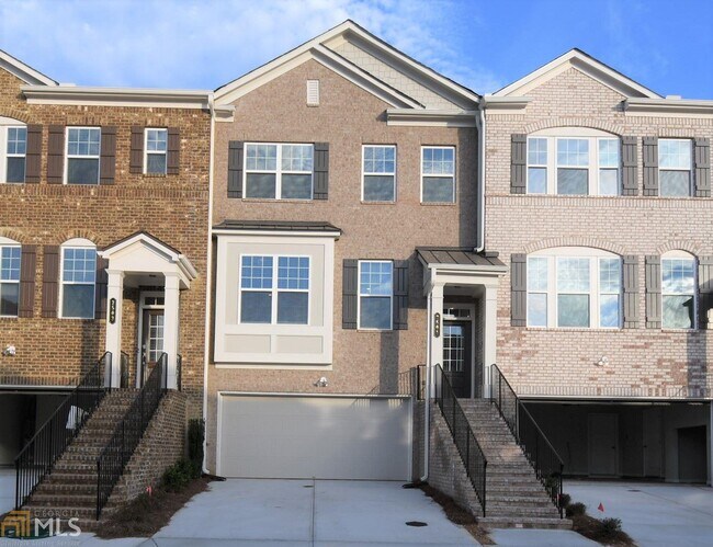 2501 Ashford Oaks Dr, Atlanta, GA 30345 House for Rent