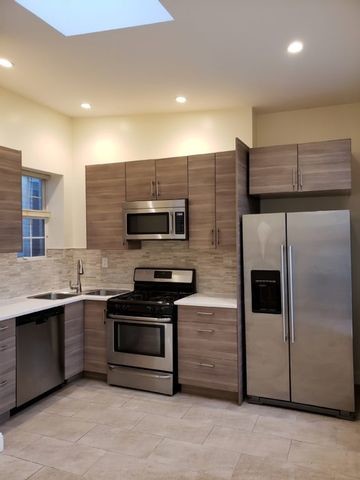 Foto del edificio - 45-38 11th St