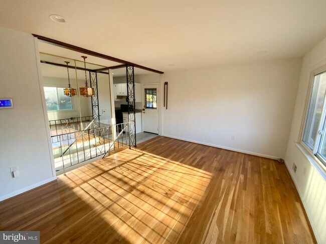 Foto del edificio - 5310 Brewer Rd