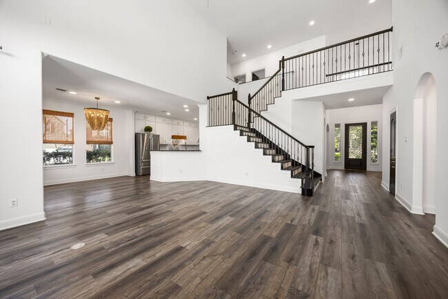 Foto del edificio - 6010 Gatewood Manor Dr