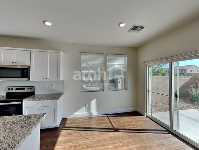 Building Photo - 8146 Inhibition Ct
