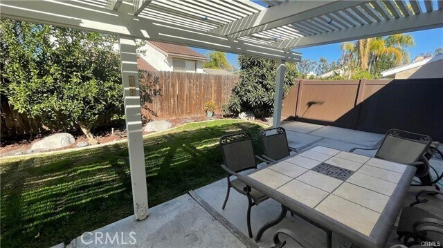 Foto del edificio - 24851 Oak Creek Ln