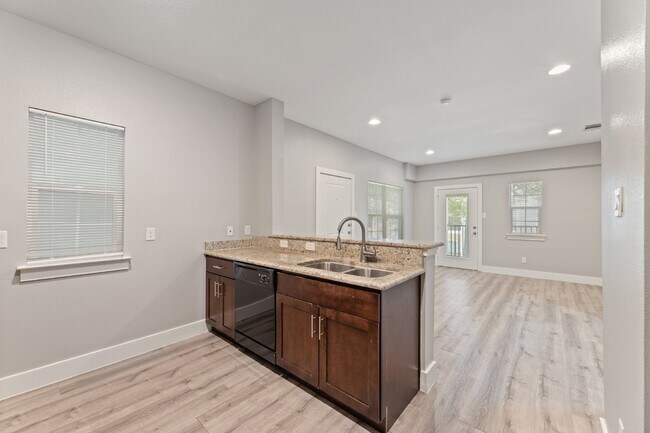 Building Photo - NOW LEASING! 1 and 2 bedroom apartments...