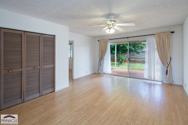 Foto del edificio - 95-286-286 Kehepue Loop