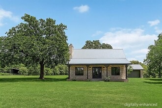 Building Photo - 209 Pope Bend S