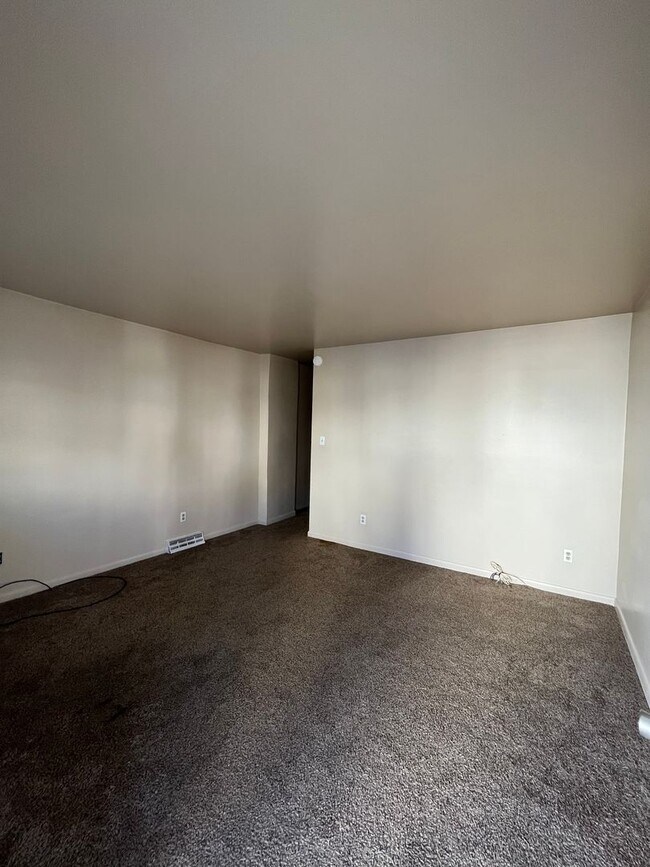 Foto del edificio - 218-220 Lenker Ave. Sunbury
