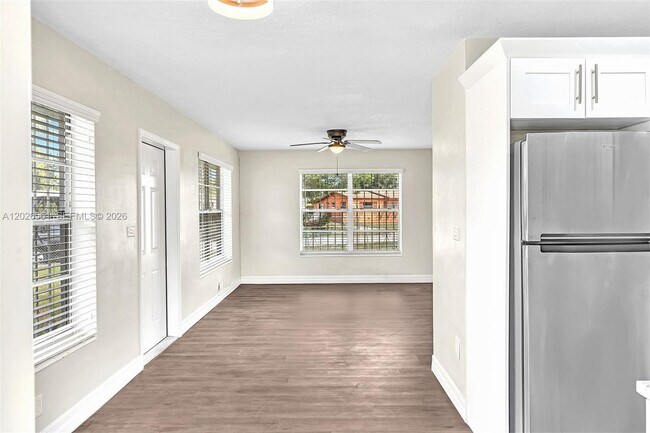 Foto del edificio - 20622 NW 23rd Ct