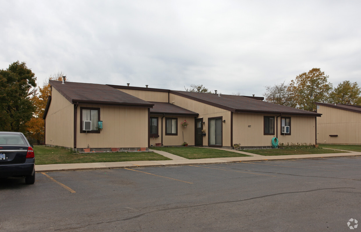 Building Photo - Wellington Farms Apartments