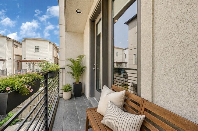 Foto del edificio - 5514 Petty St