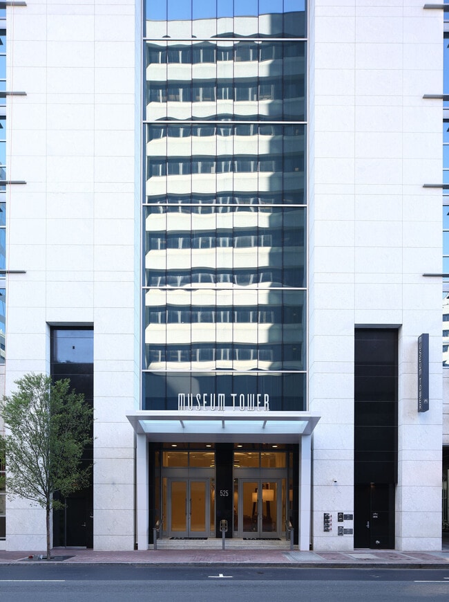 Building Photo - Museum Tower