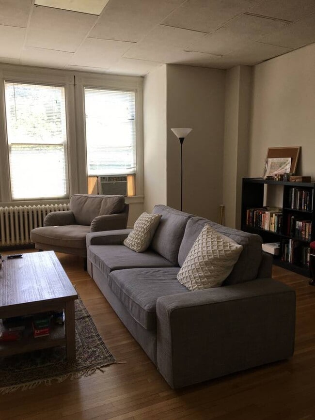 Foto del edificio - 433 2nd St SE