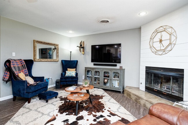 Building Photo - 5209 16th St