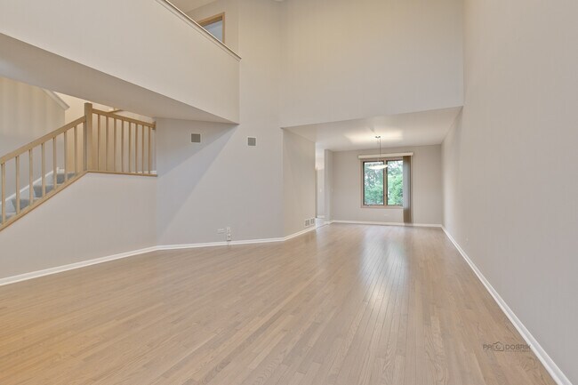 Building Photo - 279 Brunswick Dr