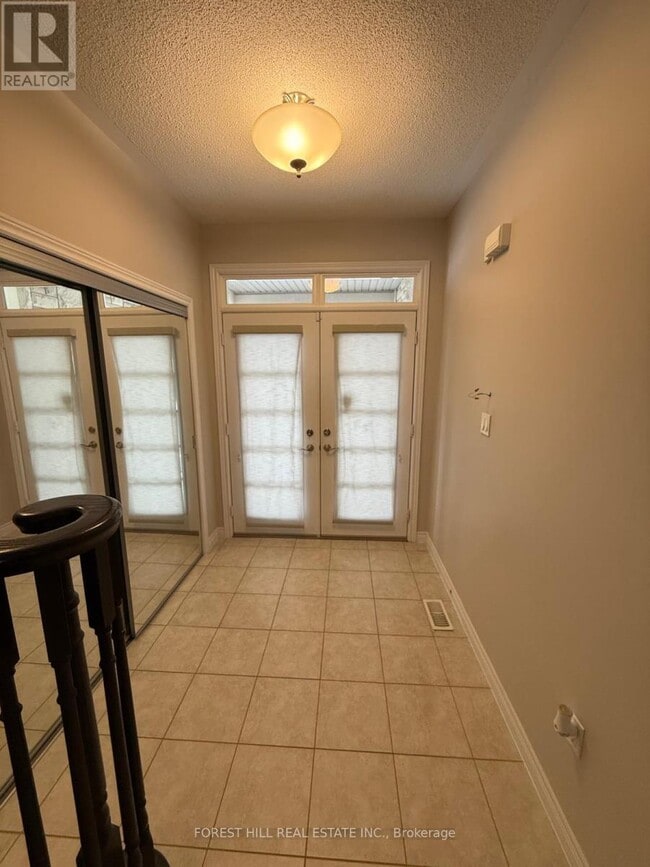 Photo du bâtiment - 330 Rymal Rd W