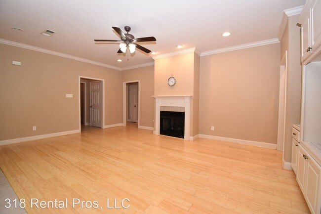 Foto del edificio - 3 br, 2 bath House - 1107 Lisa Ln