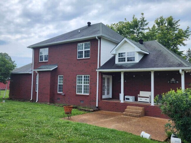 Foto del edificio - For Lease - 4 Bed, 3.5 Bath, 3250 sqft Home in Mt. Juliet (Gladeville)