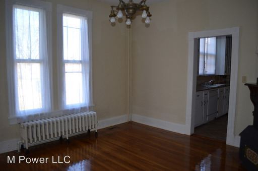 Building Photo - 162 W Rockingham St